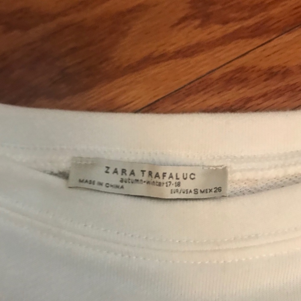 Zara sweatshirt - Picture 2 of 5